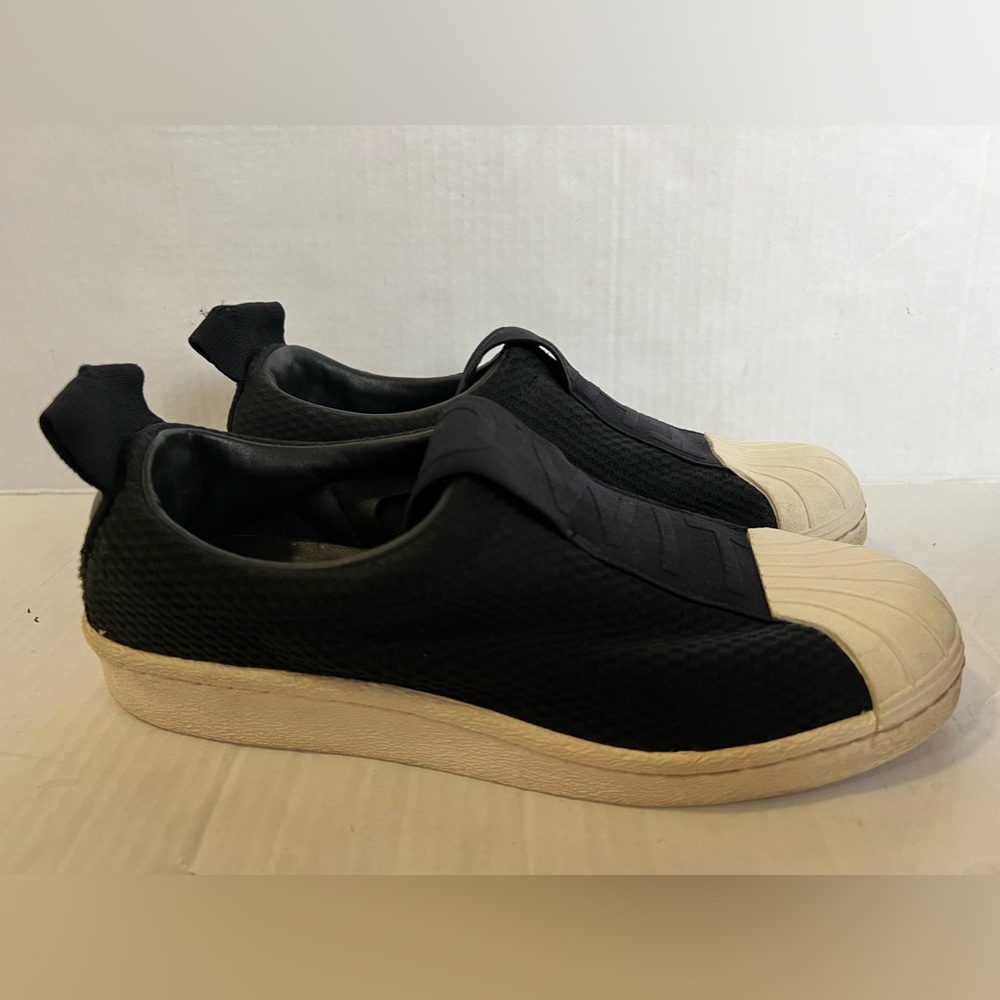 Adidas Women's  Slip On Sneakers Size 8